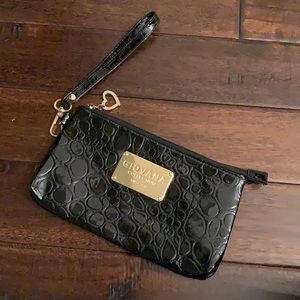 Giovana Collection Since 1976 Patent Wristlet EUC!